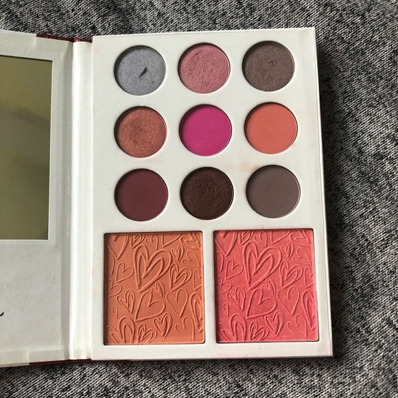 Kylie Diary Palette - Picture 2 of 5